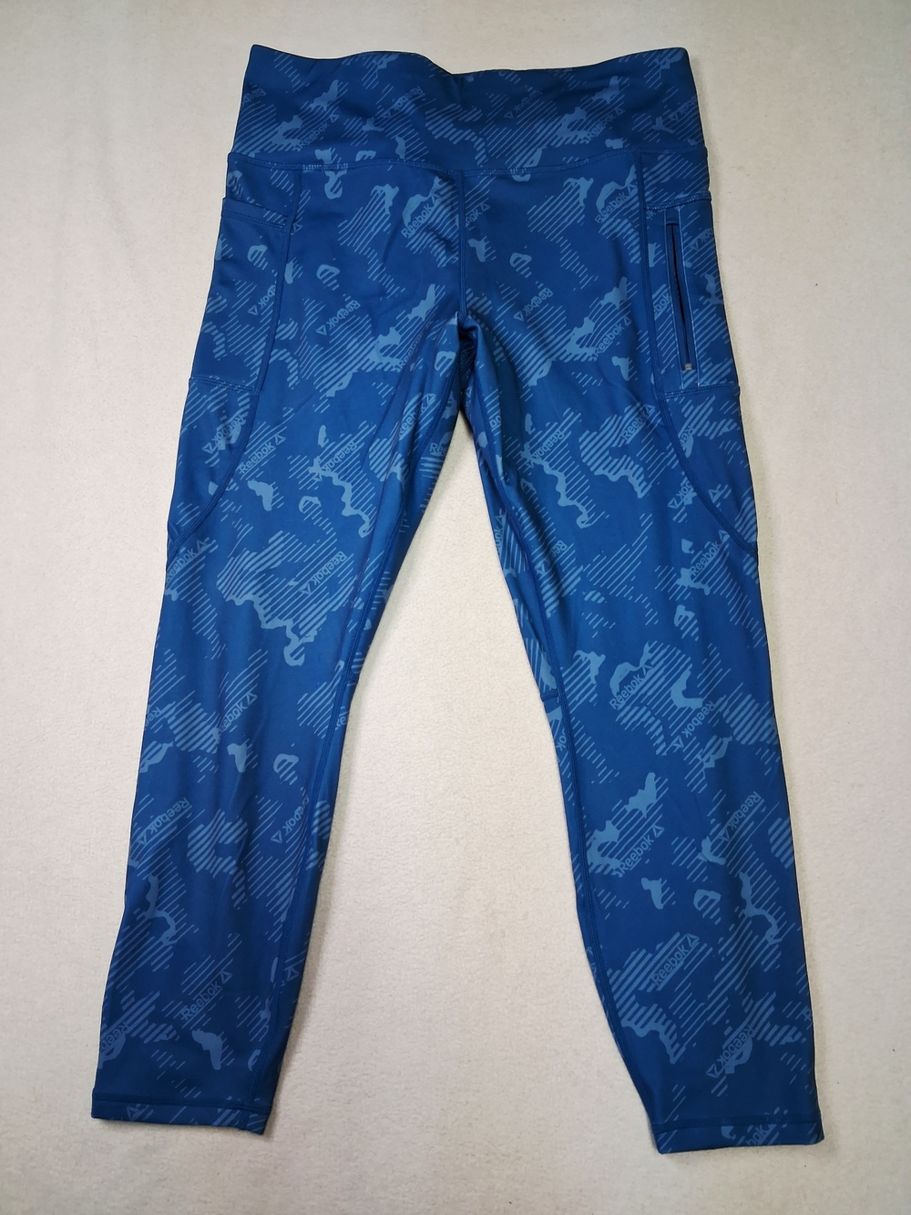 Reebok Blue Patterned Capris